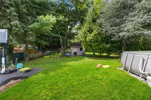 26 Rachela St, Johnston, RI 02919 - Photo 31