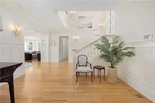 7 Red Cross Ave, Newport, RI 02840 - Photo 9