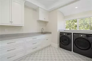 7 Red Cross Ave, Newport, RI 02840 - Photo 39