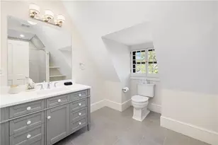 7 Red Cross Ave, Newport, RI 02840 - Photo 27