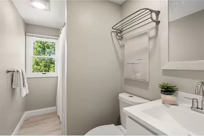 476 Green End Avenue, Middletown, RI 02842 - Photo 17