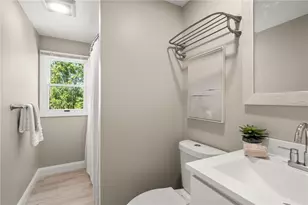 476 Green End Ave, Middletown, RI 02842 - Photo 17