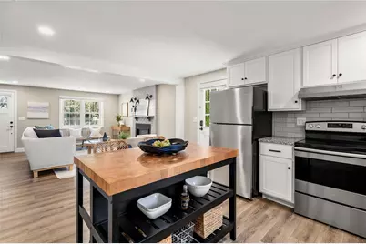 476 Green End Avenue, Middletown, RI 02842 - Photo 9