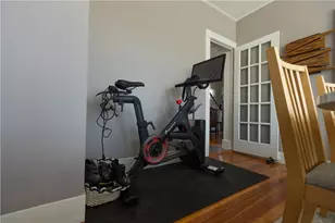 65 Houston Ave, Newport, RI 02840 - Photo 9