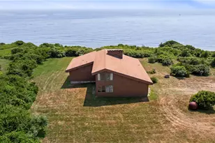 1035 Mohegan Trail, Block Island, RI 02807 - Photo 9