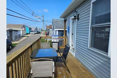 854 Matunuck Beach Road, South Kingstown, RI 02879 - Photo 17