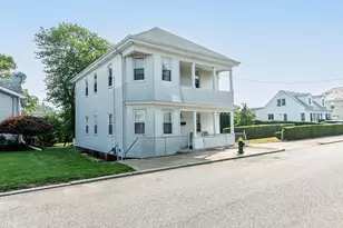 66 Clemence St, Cranston, RI 02920 - Photo 5