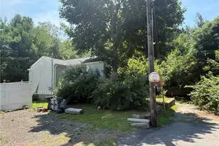 22 Liberty Ln, Glocester, RI 02857 - Photo 3