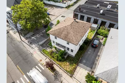 466 Admiral Street, Providence, RI 02908 - Photo 21