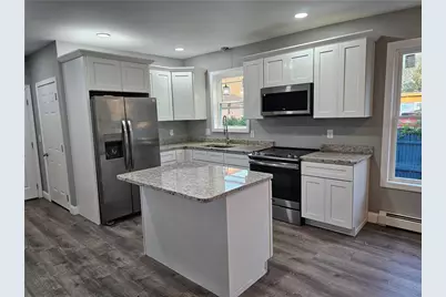 331 Douglas Avenue, Providence, RI 02908 - Photo 9