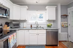 26 Prescott Hall Rd, Newport, RI 02840 - Photo 17