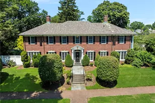 140 Freeman Pkwy, Providence, RI 02906 - Photo 3