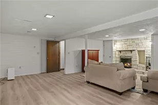 17 Shields St, Newport, RI 02840 - Photo 17