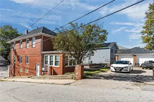 817 Charles St, Providence, RI 02904 - Photo 9