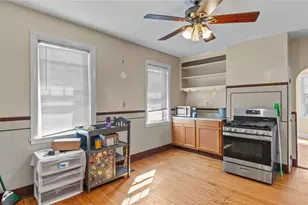 817 Charles St, Providence, RI 02904 - Photo 11