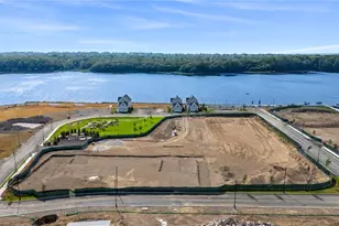 141 E Pt Dr, East Providence, RI 02916 - Photo 23