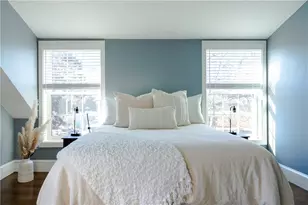 34 Stockholm St, Newport, RI 02840 - Photo 3