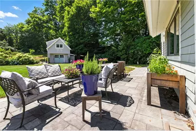 60 Avondale Road, Westerly, RI 02891 - Photo 5