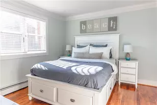 70 Carroll Ave, Newport, RI 02840 - Photo 3