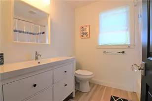 197 Coggeshall Ave, Newport, RI 02840 - Photo 41