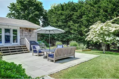 197 Coggeshall Avenue, Newport, RI 02840 - Photo 3