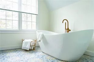 304 3rd Beach Rd, Newport, RI 02842 - Photo 11