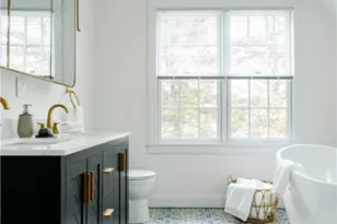 304 3rd Beach Rd, Newport, RI 02842 - Photo 13