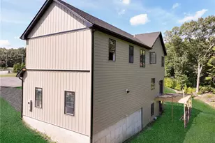 12 Alvina Dr, Johnston, RI 02919 - Photo 3