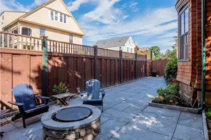 17 Lincoln St, Newport, RI 02840 - Photo 7