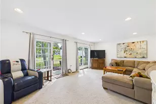 56 Wanda St, Narragansett, RI 02882 - Photo 5