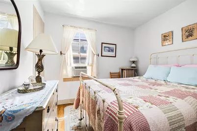 23 Willow Street, Newport, RI 02840 - Photo 27