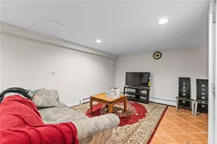 18 Crowninshield St, Providence, RI 02909 - Photo 35