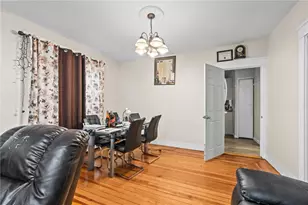 18 Crowninshield St, Providence, RI 02909 - Photo 9