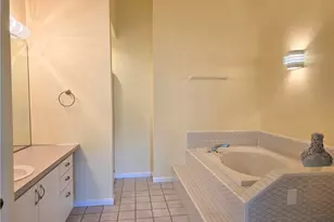 203 Dean Ridge Ct, Cranston, RI 02920 - Photo 19