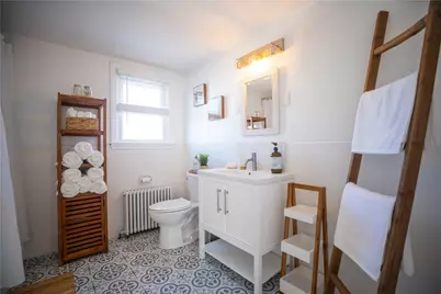 19 Crest Street, Middletown, RI 02842 - Photo 17