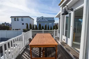 19 Crest St, Middletown, RI 02842 - Photo 21