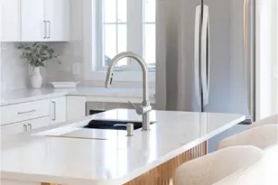 10 Mt Hope Ave, Portsmouth, RI 02871 - Photo 11