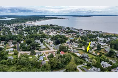 7 Gibson Avenue, Narragansett, RI 02882 - Photo 3