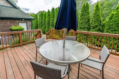 7 Gibson Avenue, Narragansett, RI 02882 - Photo 27