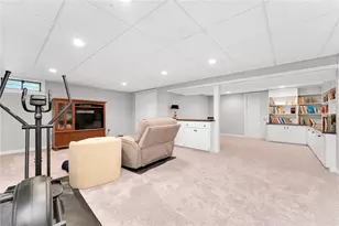 185 Joseph Ct, Warwick, RI 02886 - Photo 41