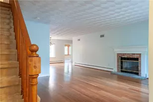 63 Governors Hill Dr, West Warwick, RI 02893 - Photo 3