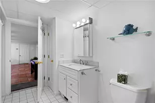 1 Harbor View Dr, Newport, RI 02840 - Photo 39