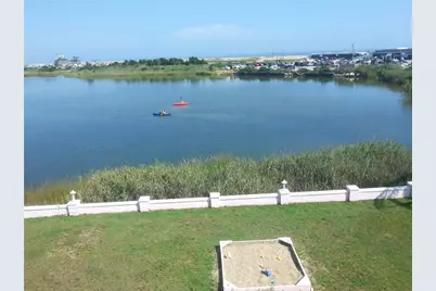 19 Winnapaug Road, Westerly, RI 02891 - Photo 3