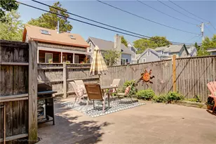 36 Dixon St, Newport, RI 02840 - Photo 23