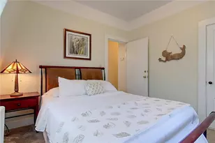 36 Dixon St, Newport, RI 02840 - Photo 17