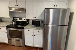 21 Pope St, Newport, RI 02840 - Photo 3