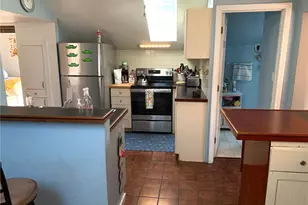 21 Pope St, Newport, RI 02840 - Photo 13