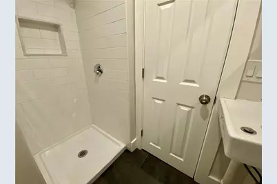 14 South Baptist Street, Newport, RI 02840 - Photo 7