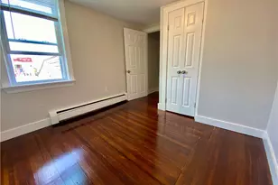 14 S Baptist St, Newport, RI 02840 - Photo 9