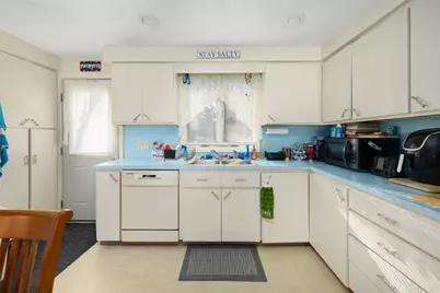 9 Regent Street, Coventry, RI 02816 - Photo 19